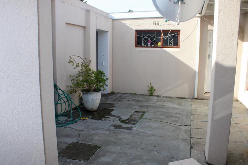 3 Bedroom Property for Sale in Belgravia Western Cape